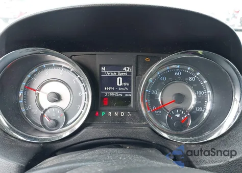 2013 Chrysler Town & Country Touring z USA, uszkodzony, nr VIN 2C4RC1BG0DR565617